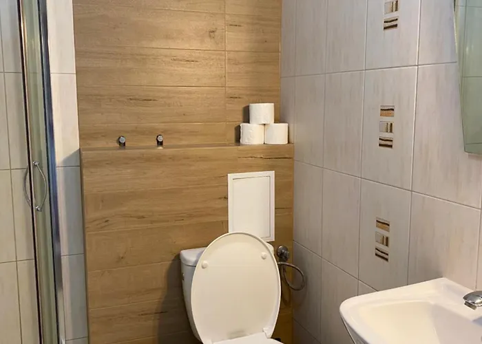 Sleepy3city Iii Apartment